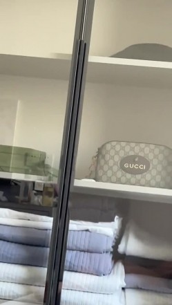群先生的骚穴小母狗们，粗长大鸡巴实在是香，艹得每一个女人哇哇叫！ 截图10