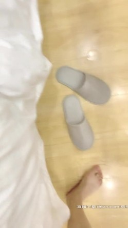 AVOVE 大三高跟开档灰丝漂亮女友放假和我热情交合啪啪 极品身材 口活超棒 无套爆操美穴内射表达我对她的爱意高清源码录制 截图10