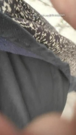 《专攻洗浴中心》路边休闲按摩店韵味小少妇苗条身材SEX女上位很疯狂射完要走时又把她裤子扒了舔舔逼 截图1