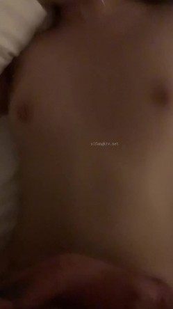 顶级老牌泡良大神「DR.CHEN」「GWQH」付费资源 专约女网黄包括阿朱，调教女大舔脚肛交毒龙喝尿三小时 截图5