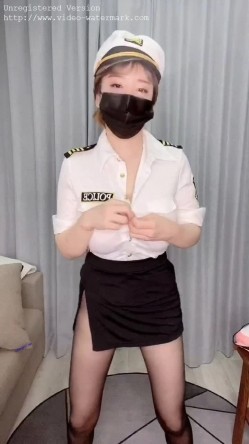《重磅 网红瓜 被爆料》抖音26万粉微胖巨奶女神周大萌被网友认出是老网红k8傲娇萌萌被迫消失86部新版大胆收费自拍流出 截图1