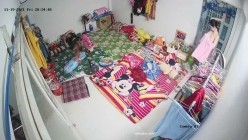 10月最新流出【破解摄像头】 ️监控下的女生宿舍日常洗澡换衣服 截图7