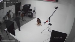 【破解摄像头】摄影棚颜值模特私拍流出真实极品靓妹 截图6