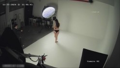 【破解摄像头】摄影棚颜值模特私拍流出真实极品靓妹 截图14