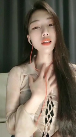 九头身极品御姐【酥软软】下海双人啪啪插B喷水后入插进去浪叫震天 截图5
