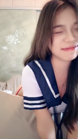 最顶级校花！超级美女~【水煮鱼】道具自慰！狂喷水 截图4