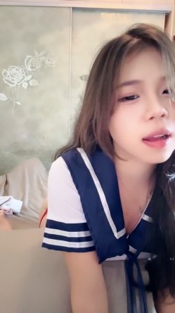 最顶级校花！超级美女~【水煮鱼】道具自慰！狂喷水 截图7