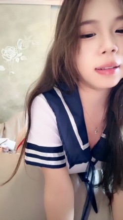 最顶级校花！超级美女~【水煮鱼】道具自慰！狂喷水 截图8