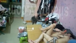 邪恶的房东暗藏摄像头偷窥小情侣在家全裸不穿衣服的日常 截图4