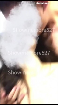 【绿帽淫妻】反差眼镜少妇，极品高颜值露脸人妻「SMMSMM」，约炮入珠单男，和上门推油男技师调情，被当作母狗多人淫趴调教 截图4