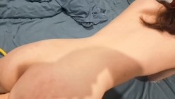 最新骚货出炉！甜妹欲姐姐-孙X娜 被男友调教成了小母狗，绝世顶级美腿蜜臀！竟然答应男友搞3P 截图2