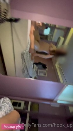 绿帽淫妻大神【hookup】 换妻啪啪 和单男组成夹心饼干前后夹击小娇妻，表面一脸淑女样床上一股骚气样 截图4