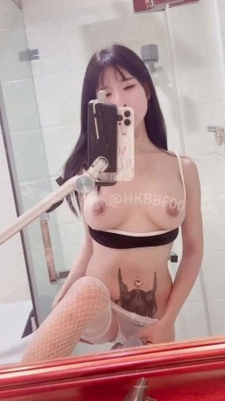 《极品反差 骚女泄密》露脸才是王道！最新流出推特绝色高颜女神【奶凶】私拍，退圈自爆与主人大玩SM性爱调教 截图13