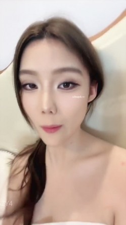 ️高端调教 天生媚骨狐相姐妹新人群P团队高颜值精神姐妹开局 截图13