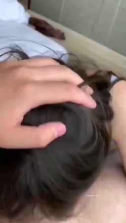 《硬核重磅 福利分享》付费私密电报群内部共享福利 各种露脸反差婊口技足交啪啪调教淫荡至极认真吃J8的小姐姐最迷人 截图9