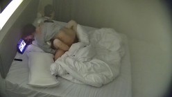 酒店偷拍高校眼镜婊班花被小伙追到手周末带出来操穴 干了几次 截图6