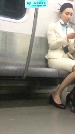 【真实空姐】各大航空美丽空姐不欲人知的真实反差 截图3