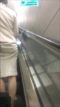 【真实空姐】各大航空美丽空姐不欲人知的真实反差 截图11