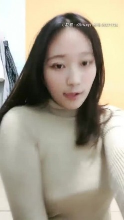 楠手宝高颜值清纯妹子全裸自慰诱惑，摆弄姿势扭动脱光光特写跳蛋震动 截图15