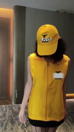 江苏90后夫妻烧婊子，【静香阿姨_缇娜小姐】付费福利，极品白富美，淫妻小少妇 截图3