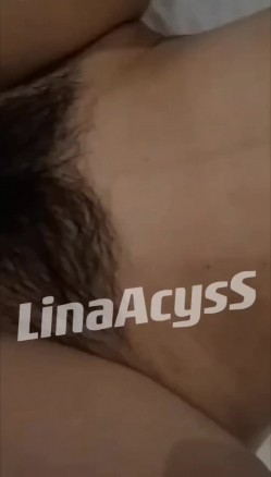 上海高端绿帽癖夫妇「Oliva_couple」极品淫妻皮肤紧致网约单男献妻、夫妻交换多人淫乱 截图13