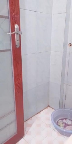 新来的美女主播萌萌小耳朵，露脸闷骚的女人，每一个动作都充满诱惑，揉奶子抠骚逼，道具插入呻吟可射 截图16