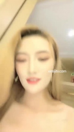 超漂亮红色奶罩美少妇与粉丝宾馆大战 一张桃花媚脸吞精口爆 挨肏的时候大喊深一点再深一点 截图15