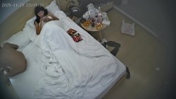 酒店偷拍 连续两天入住情侣气质甜美又身材不错的美女喜欢上位榨取男友精液 截图5