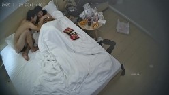 酒店偷拍 连续两天入住情侣气质甜美又身材不错的美女喜欢上位榨取男友精液 截图8