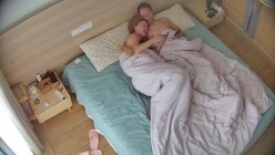 酒店偷拍 干部模样退休大爷和包养的年轻情妇骚货逼痒主动求草内射 把大爷累够呛 截图4