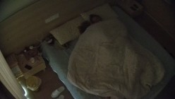 酒店偷拍 干部模样退休大爷和包养的年轻情妇骚货逼痒主动求草内射 把大爷累够呛 截图11