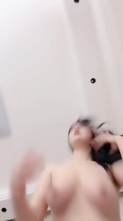 顶级甩奶抖胸裸舞，各种甩，绝对服从【雪雪宝】清纯美少女，白肤大奶各种角度抖，地狱视角掰逼抖臀 截图1