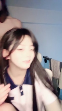 顶级校花来了！美到炸，清纯校园风小姐姐【取悦】刚下海就被操！满满撸点 截图7