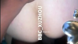 极品淫妻，【是你的琪宝贝呀】多P，给老婆找两个黑人，狂草才能满足，淫妇嗷嗷叫 截图16