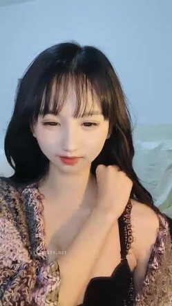 新人！校花级别女神下海~【优优】好漂亮！绝对是初恋感觉~乖巧邻家妹子，小逼逼需要被满足 截图1