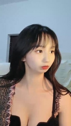 新人！校花级别女神下海~【优优】好漂亮！绝对是初恋感觉~乖巧邻家妹子，小逼逼需要被满足 截图4