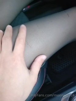 台湾天然美胸熟女人妻中出女王「Jixxielee」「骚猫儿」OF私拍 截图3