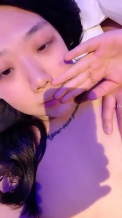 新晋大奶两闺蜜【暴力少女】跳跳糖晗JJ~双飞啪啪~爽炸啦! 截图10