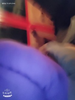 【妖媚婷儿】户外勾引代驾小哥被舔逼拿玉米棒槌自慰人妻妖媚婷儿喜欢背着老公去农村工地勾引陌生农民工 截图15