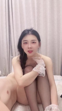 好白菜让猪拱了，【小师妹】，清秀漂亮女神，被无套啪啪干了好几炮，让人又爽又揪心！ 截图3