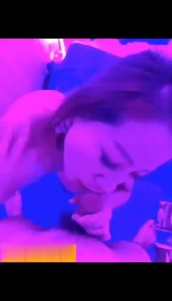 香港奶妈熟女阿姨，服务一流，这口活一看就是经验丰富，挤奶口爆两分钟缴枪！ 截图4