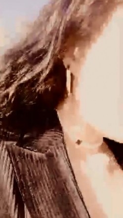 大波浪成熟御姐主播 户外野地双人啪啪秀 口交 站着后入操逼秀 然后车震 女上男下操逼 叫声淫荡 非常精彩 截图7