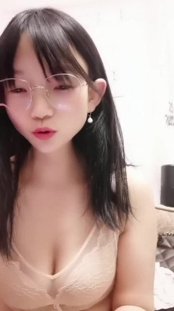 眼镜大学生 字母圈玩家【SM小师妹】过膝黑丝 奶子拔罐 大黑牛插屄里 扇脸 淫语不断 截图11