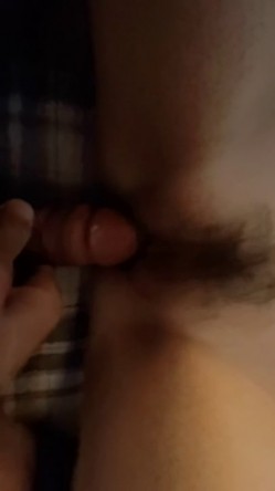 高校在读反差女大生露脸性爱，无套后入打桩JK裙颜射各种特写镜头 截图14