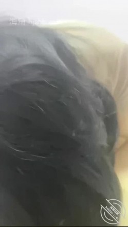海神侄子爆肏嫂子2.0 租屋内淫乱交配 我喜欢这样深一点 啊~到顶了我不行了 嫂子完全被沉迷被肏了 截图2
