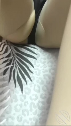 海神侄子爆肏嫂子2.0 租屋内淫乱交配 我喜欢这样深一点 啊~到顶了我不行了 嫂子完全被沉迷被肏了 截图5