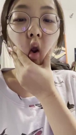 高端私密群内部福利 基本都露脸美女如云 截图1