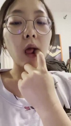 高端私密群内部福利 基本都露脸美女如云 截图6