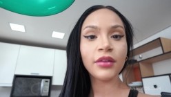 LegalPorno - Maya Bell - Very beautiful 20y Brazilian, gets introduced to a big black cock (Anal, great body, BBC, 1on1, dirty talk) OB651.mp4 截图4