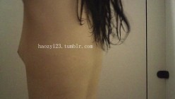 ️大学游泳课偷拍酷似《大话西游》的紫霞仙子脱光衣服露着两个白玉般的大奶子冲水 截图16